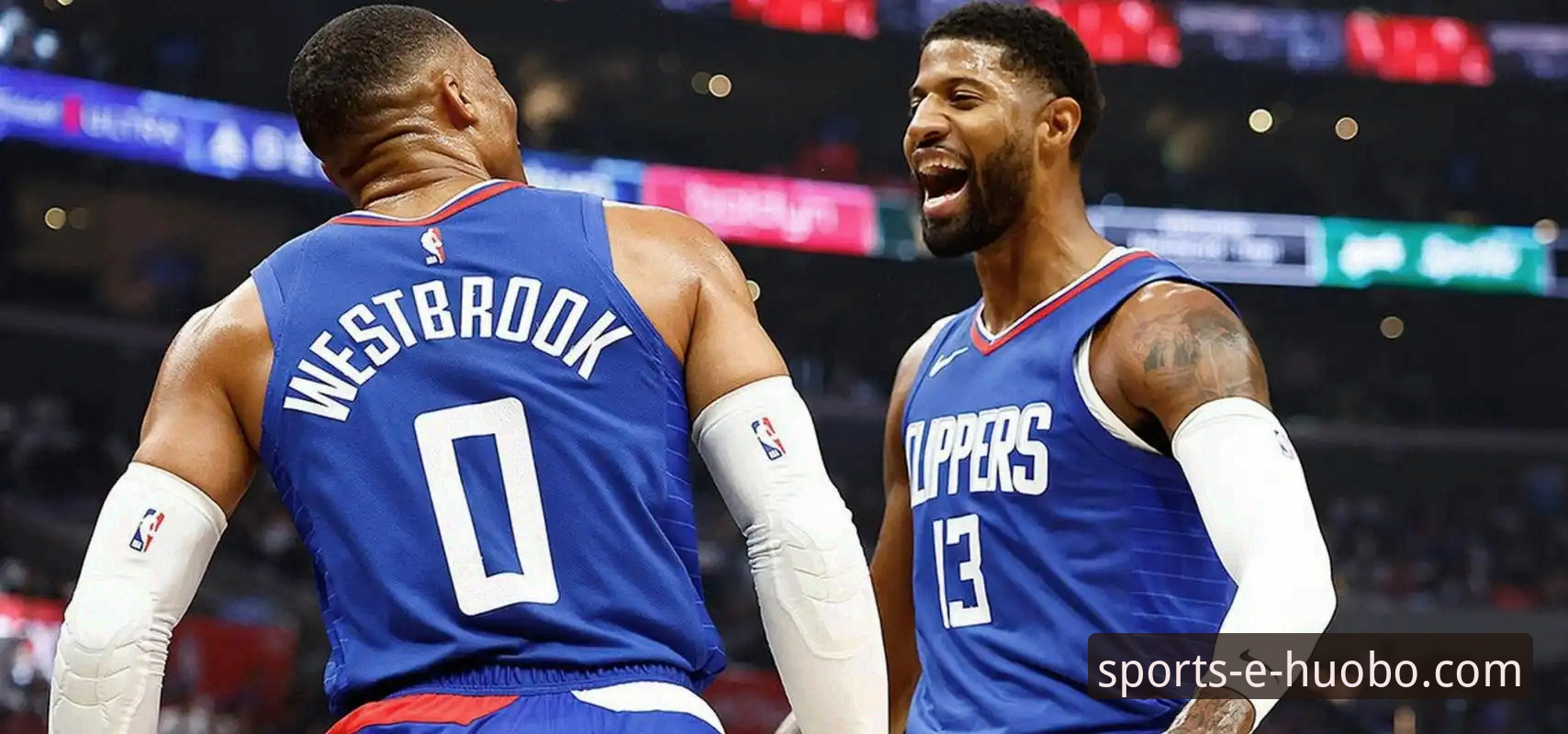 火博体育流畅体验哪个好 揭秘快船18分领先惨遭逆转:一场比赛暴露的攻防真相